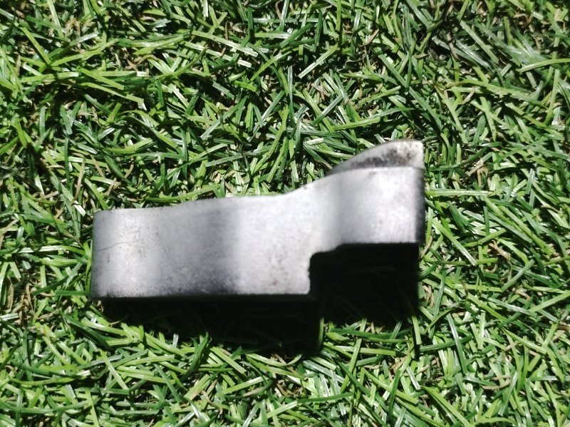 Крепеж форсунки