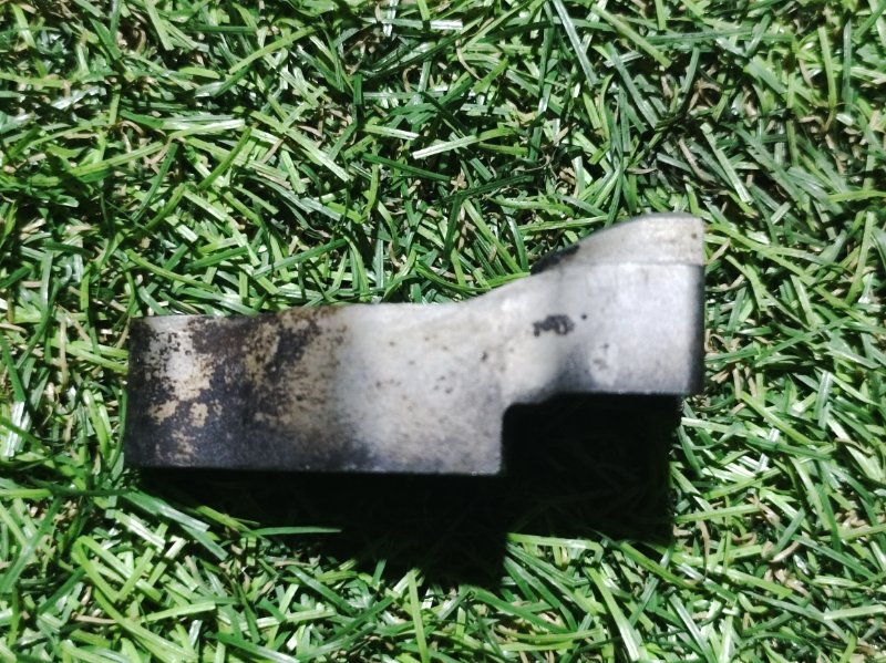 Крепеж форсунки