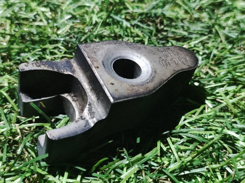 Крепеж форсунки