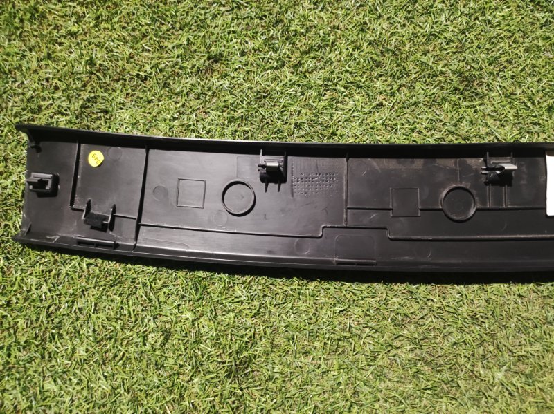 Накладка на дверь