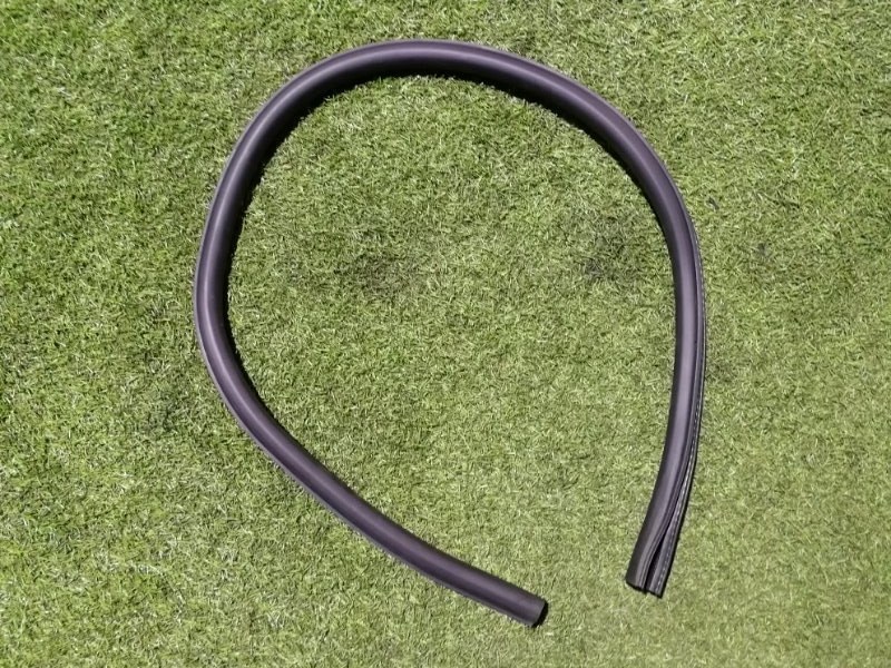 Уплотнитель двери