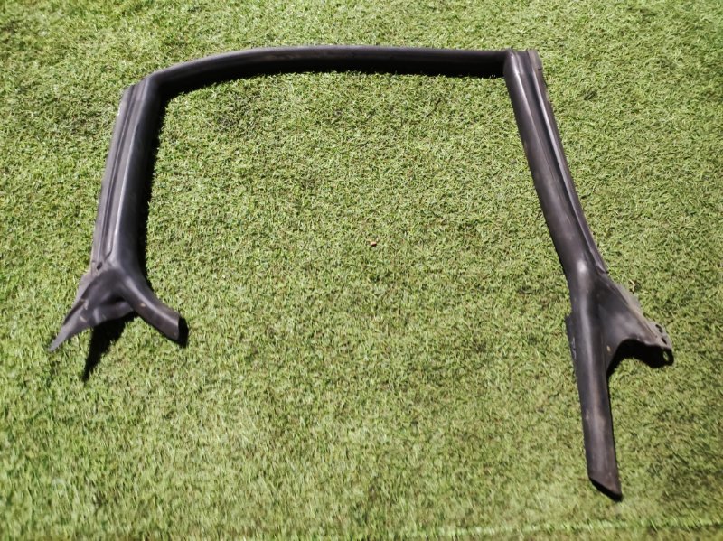 Уплотнитель двери