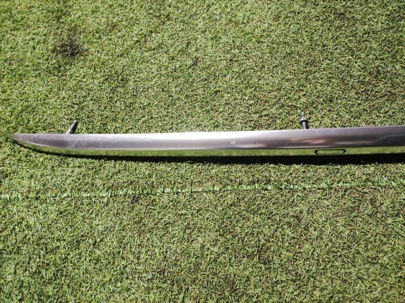 Рейлинг (релинг) левый (планка на крышу)