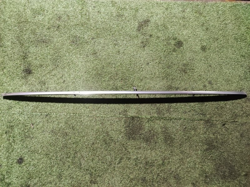 Рейлинг (релинг) левый (планка на крышу)