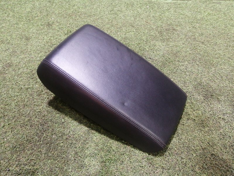 Подлокотник