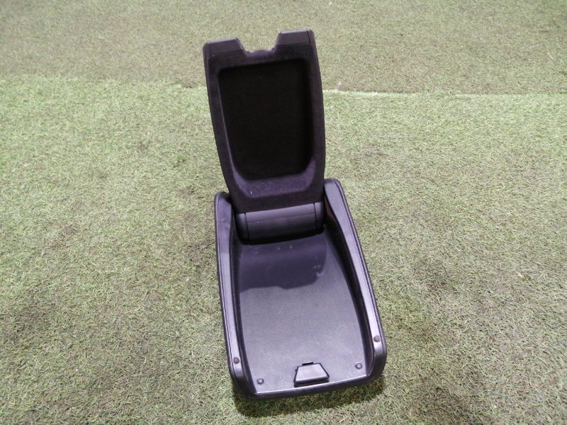 Подлокотник