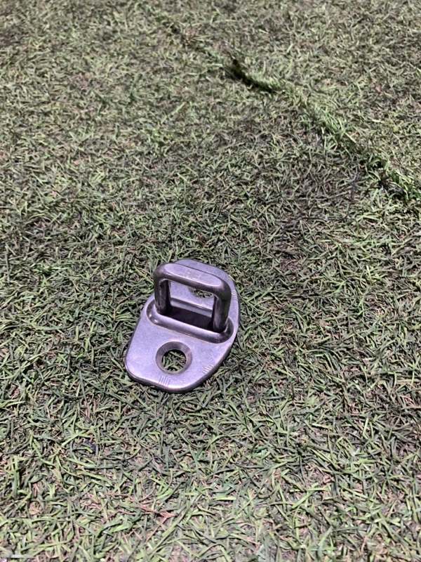 Ответная часть замка двери