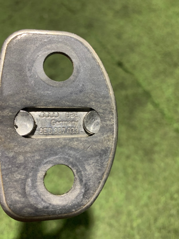 Ответная часть замка двери