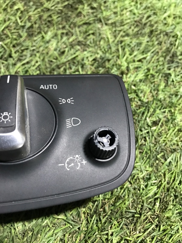 Переключатель света фар