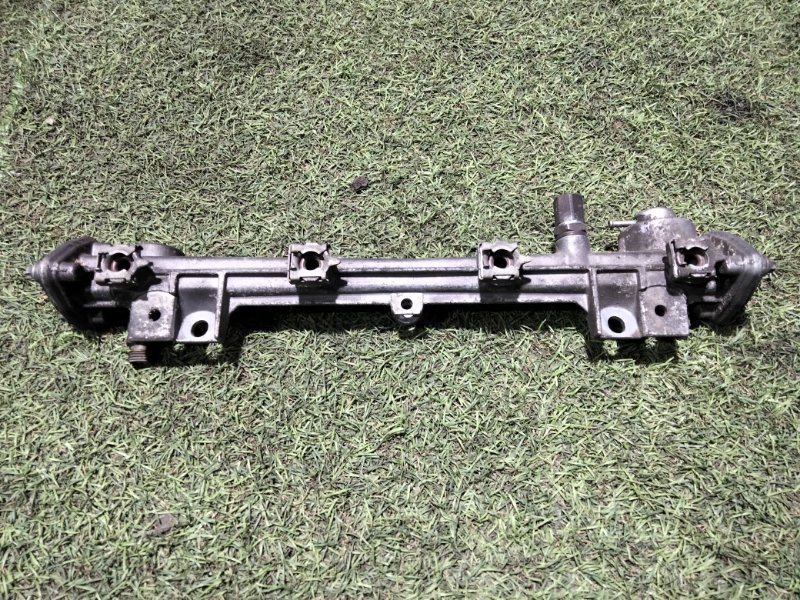 Рейка топливная (рампа)