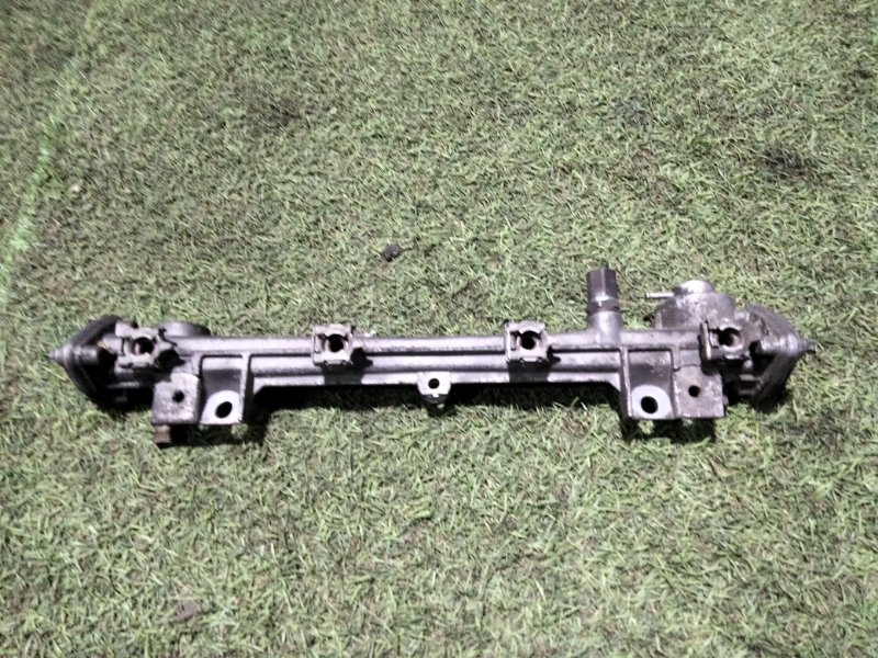 Рейка топливная (рампа)