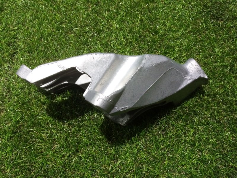 Кронштейн опоры двигателя