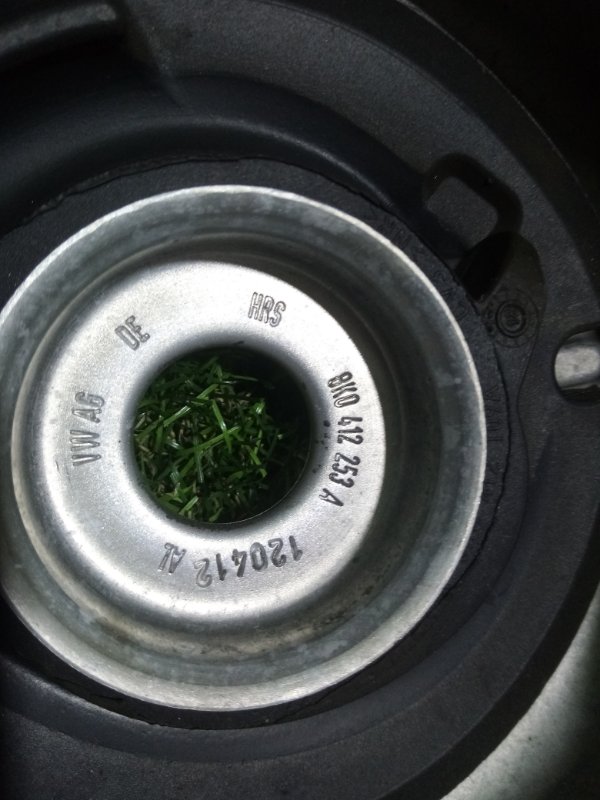 Опора переднего амортизатора