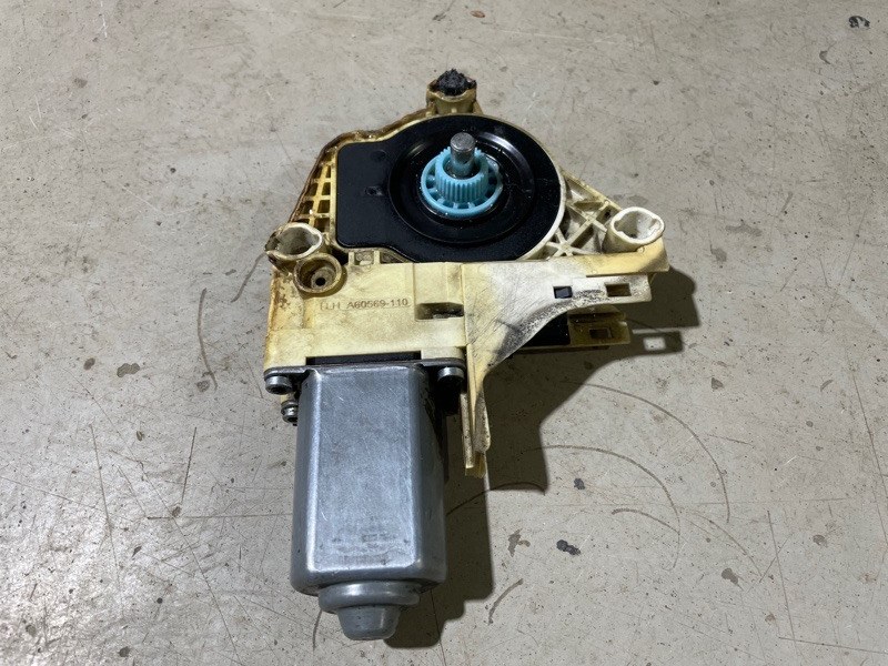 Моторчик стеклоподъемника