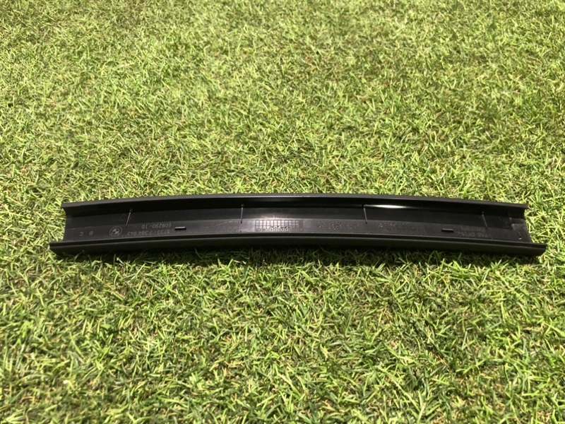 Накладка двери задней левой