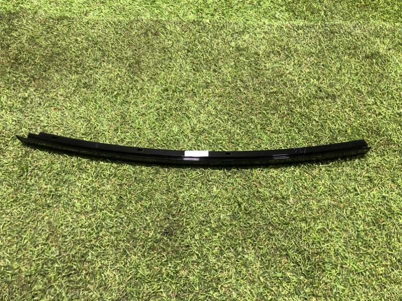 Накладка двери задней левой