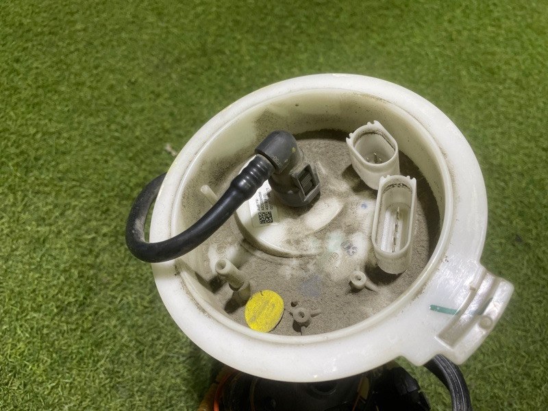 Насос топливный электрический