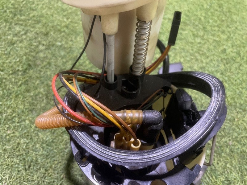 Насос топливный электрический