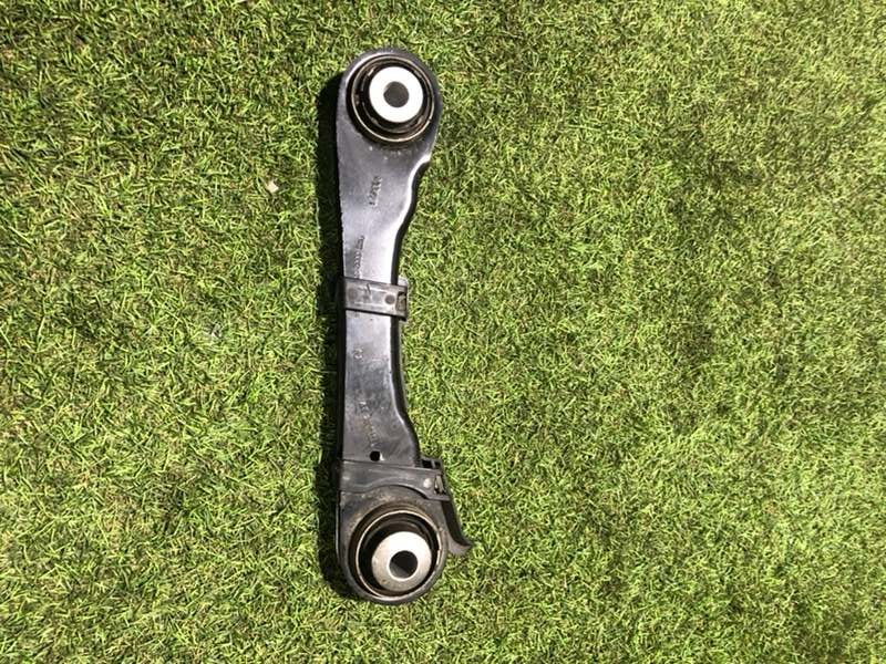 Рычаг задний левый