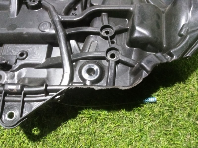 Стеклоподъемник электр. задний правый