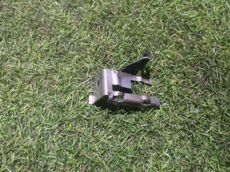 Кронштейн крепежный вспомогательный (разного назначения)