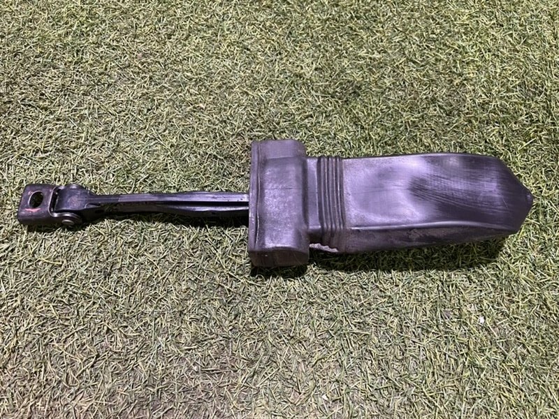 Ограничитель двери