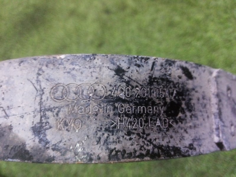 Кронштейн крепления топливного бака