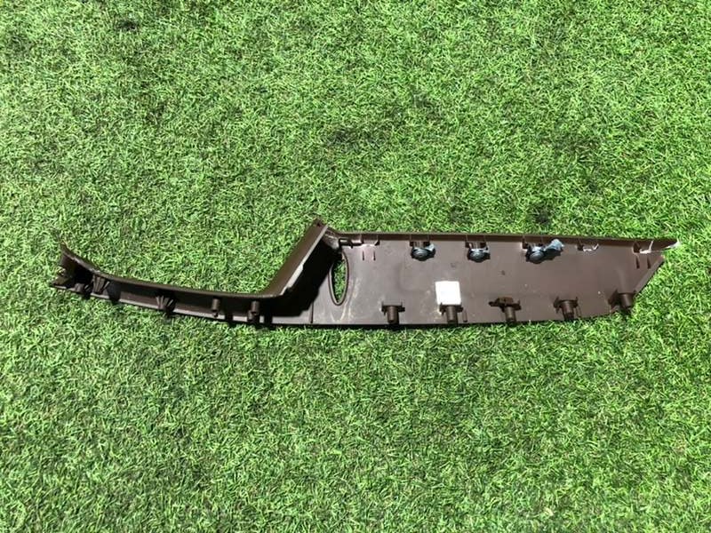 Подлокотник