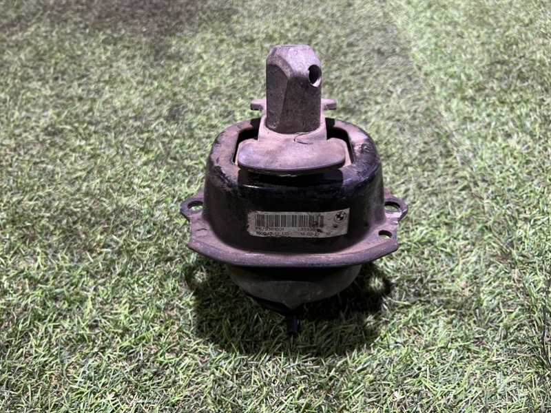 Опора двигателя