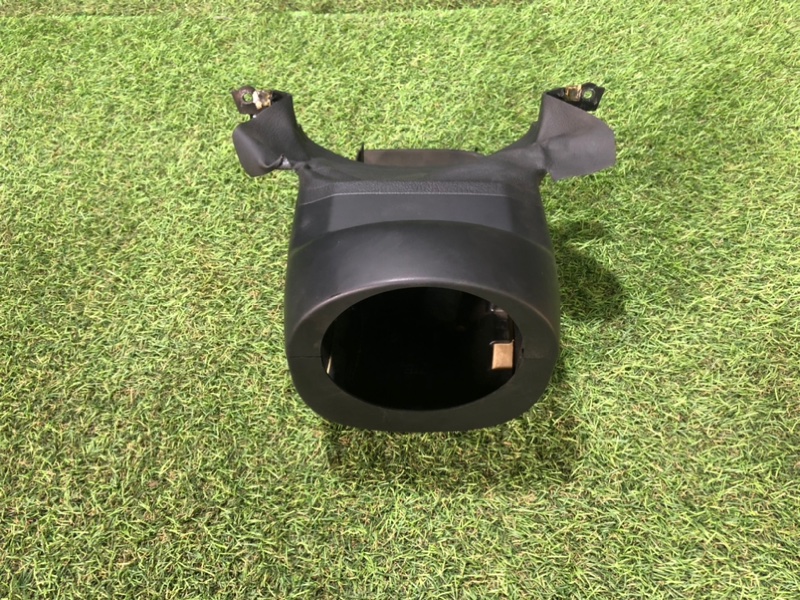 Кожух рулевой колонки