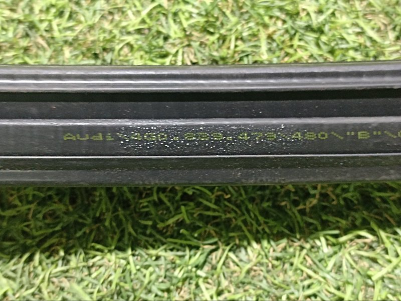 Уплотнитель двери