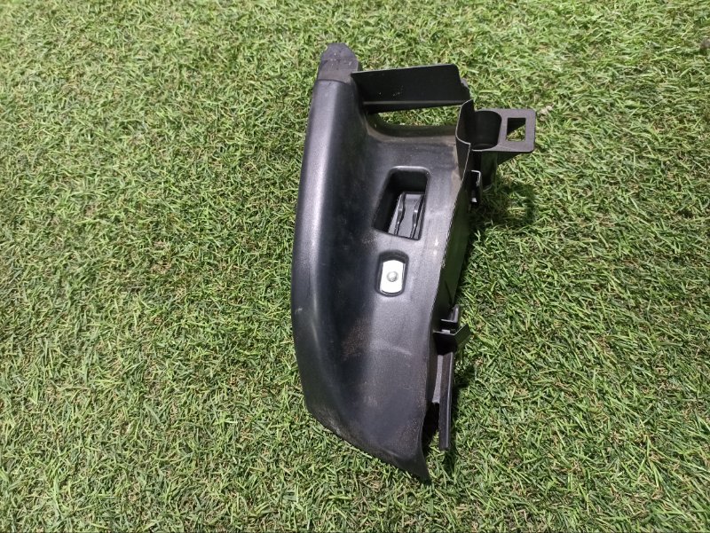 Направляющая ремня безопасности