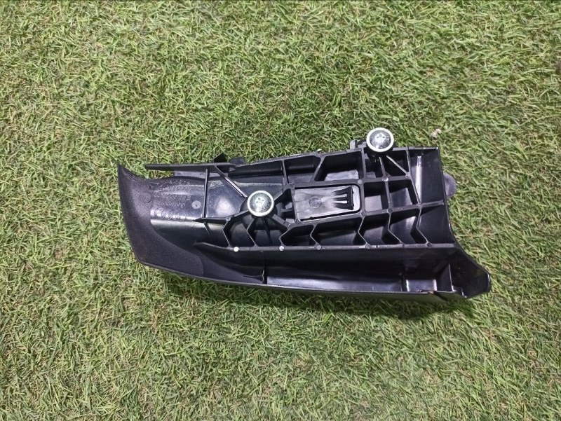 Направляющая ремня безопасности