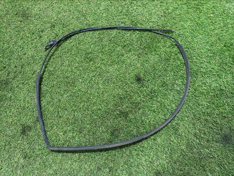 Трос открывания капота