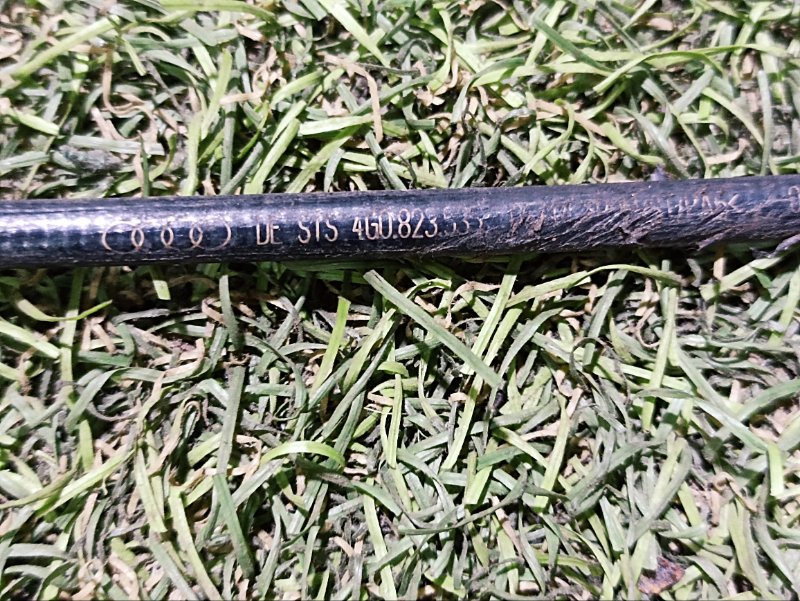 Трос открывания капота