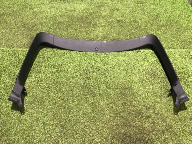 Обшивка крышки багажника