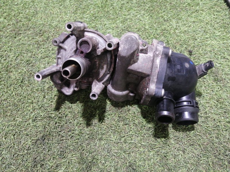 Насос водяной (помпа)