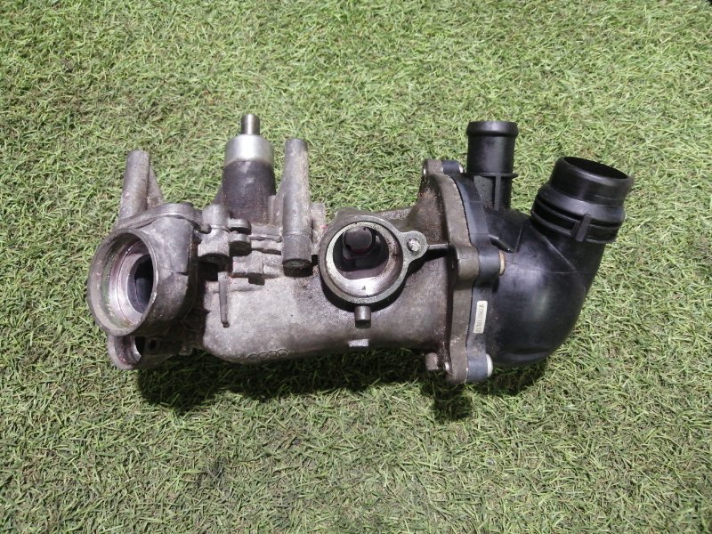 Насос водяной (помпа)