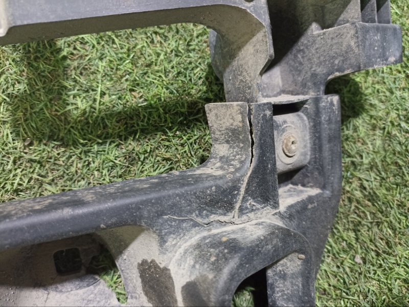 Направляющая бампера