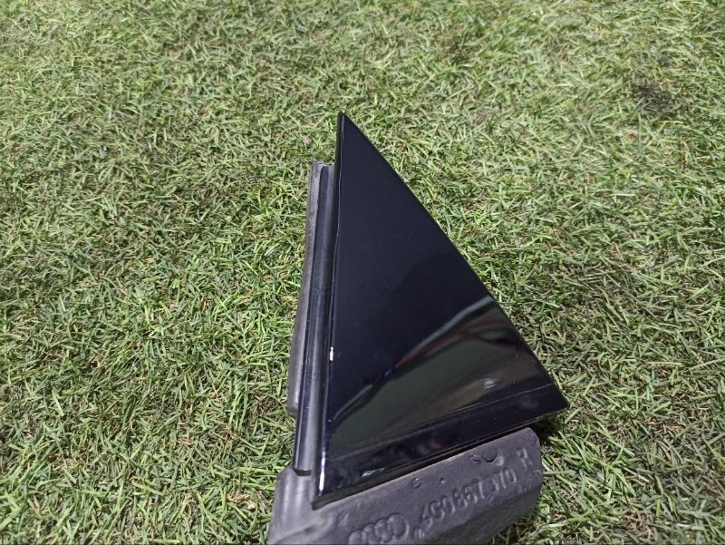 Накладка двери задней правой