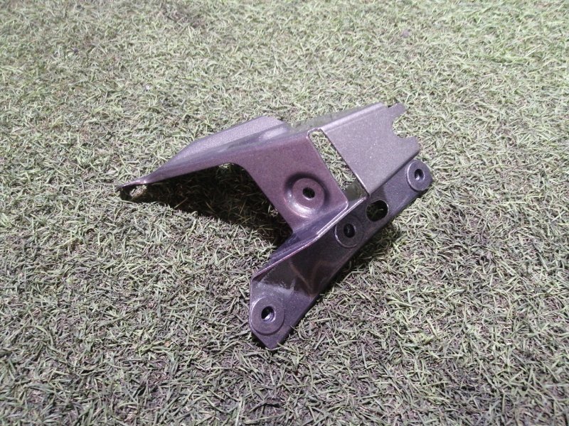 Кронштейн крепления крыла