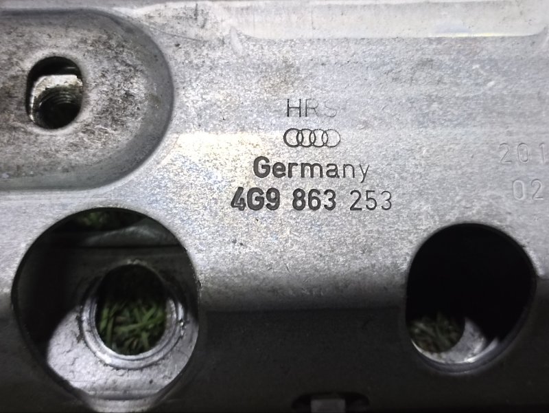 Кронштейн багажника