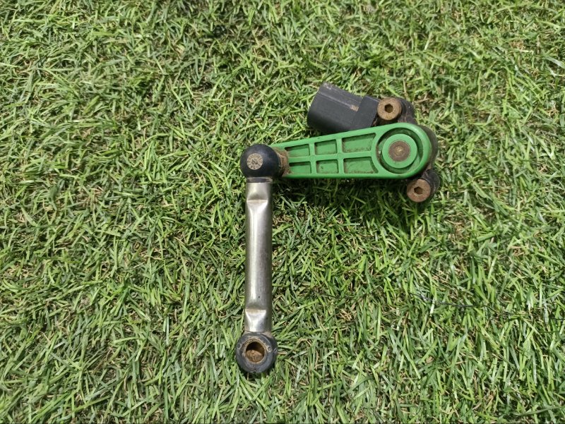 Датчик регулировки дорож. просвета