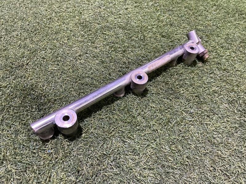 Рейка топливная (рампа)