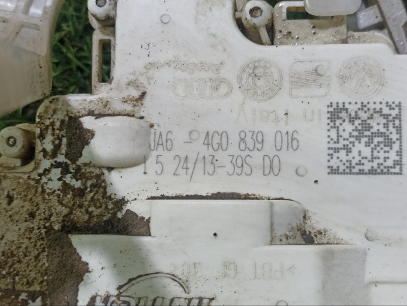 Замок двери задней правой