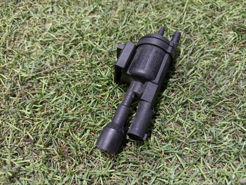 Клапан электромагнитный