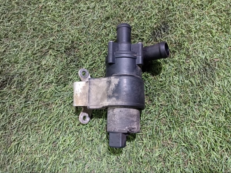 Насос водяной (помпа)