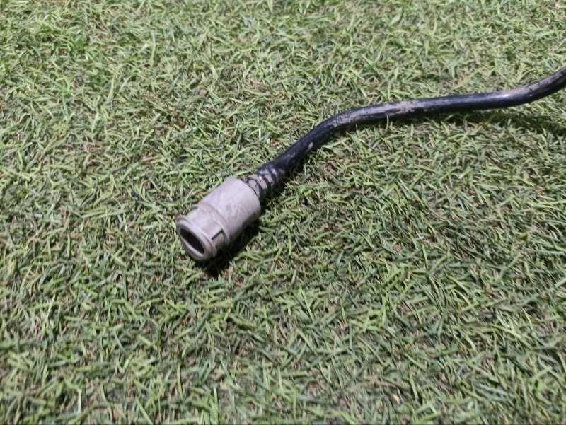 Трубка вентиляционная