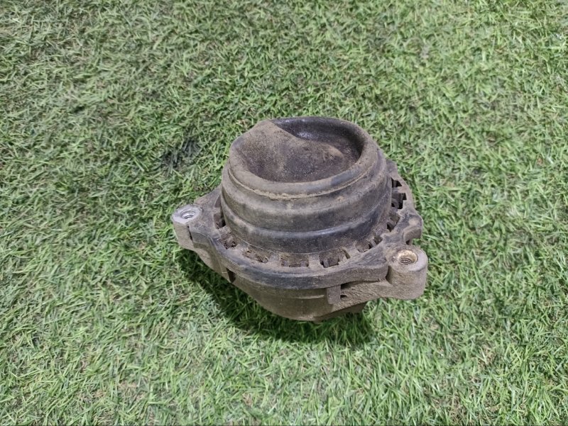 Опора двигателя левая