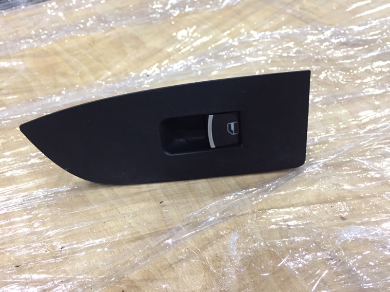 Кнопка стеклоподъемника